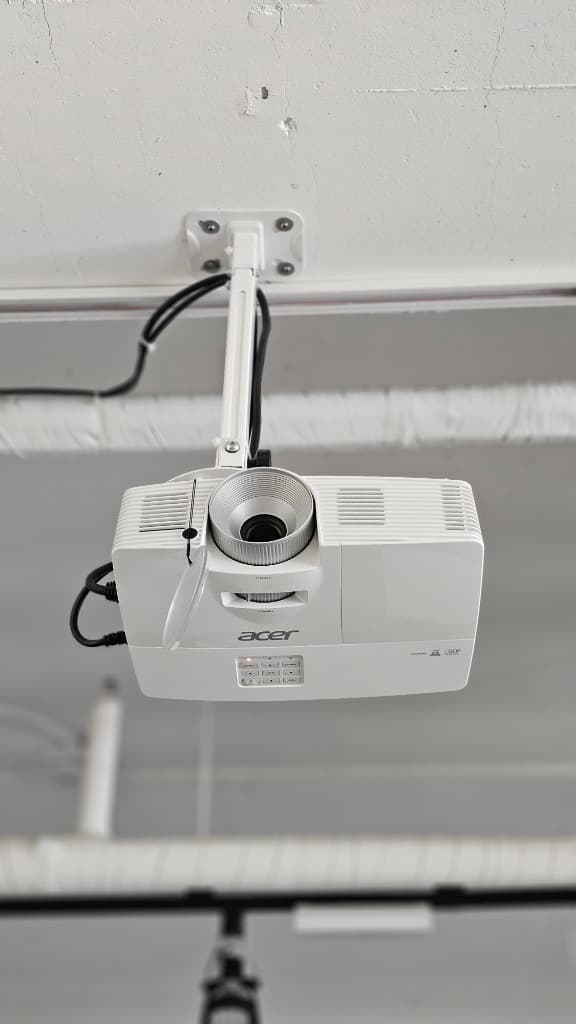 고성능 빔프로젝터